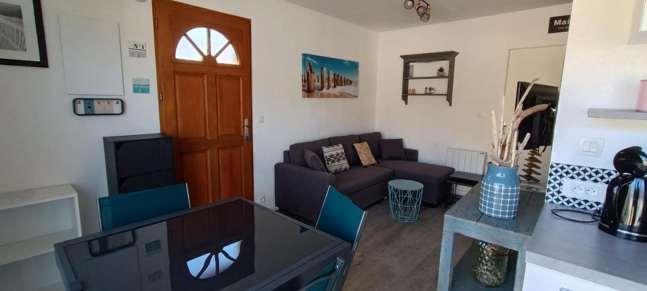 Villa dans résidence privée au bord du lac d'Hourtin port Esterno foto